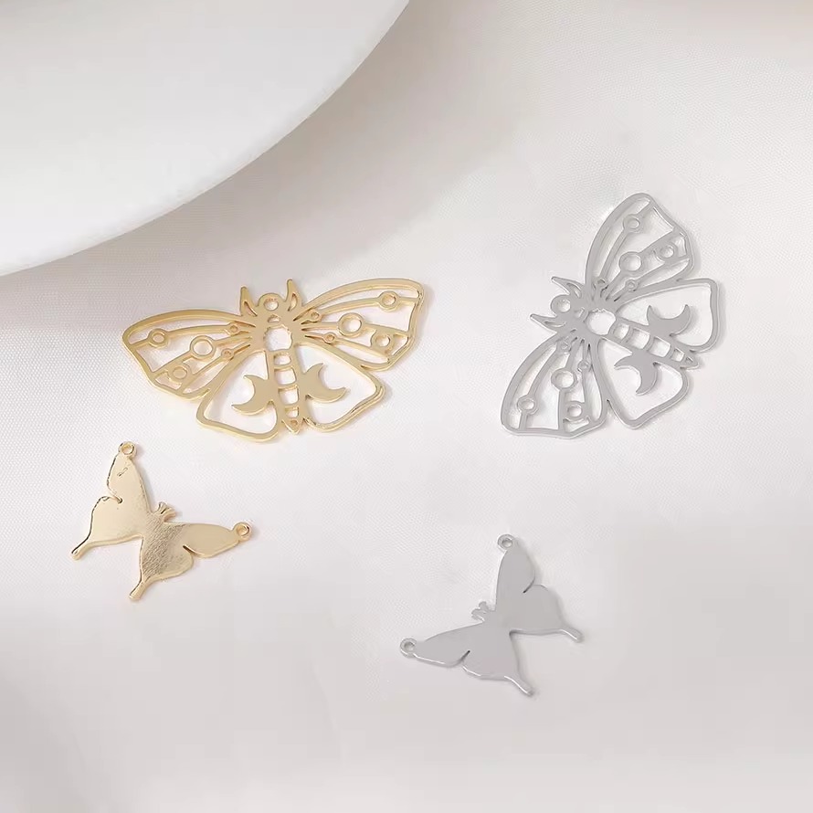 Butterfly Pendant Necklace - Folha banhada a ouro 14k, 6