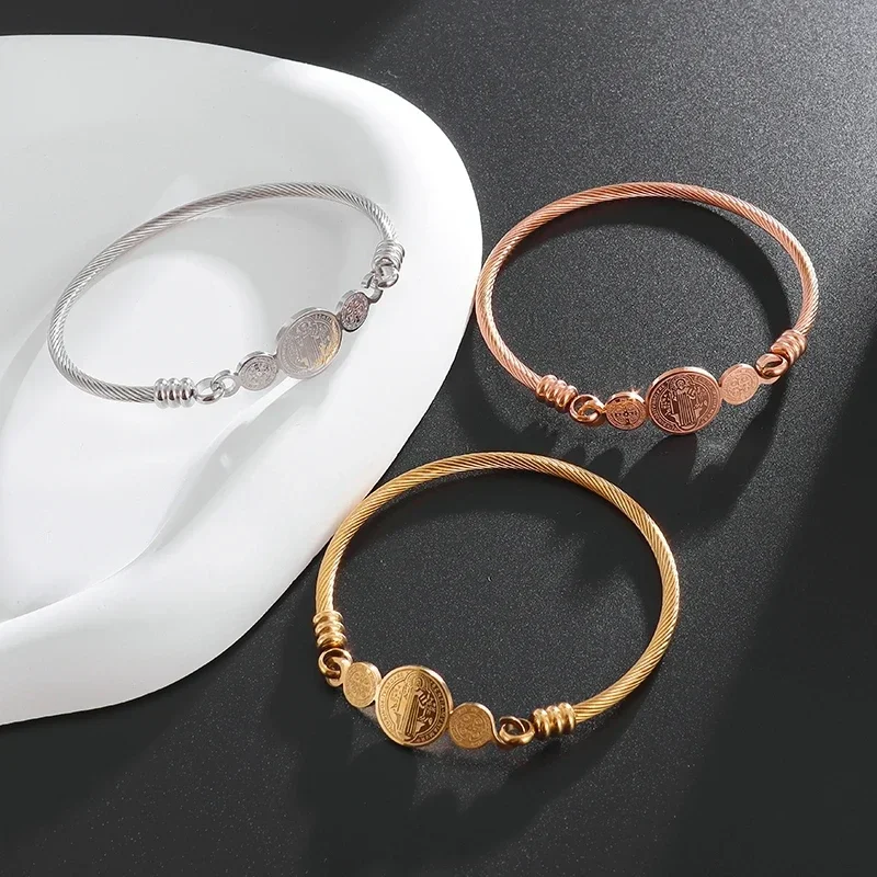 Aço inoxidável Saint Benito Br - Al Ain Jewelry & Watches Exhibition 2025 avaliação e preço